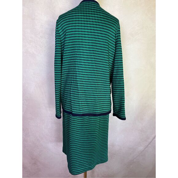 Vintage Skirt and Jacket Set Plus Size - Picture 5 of 7